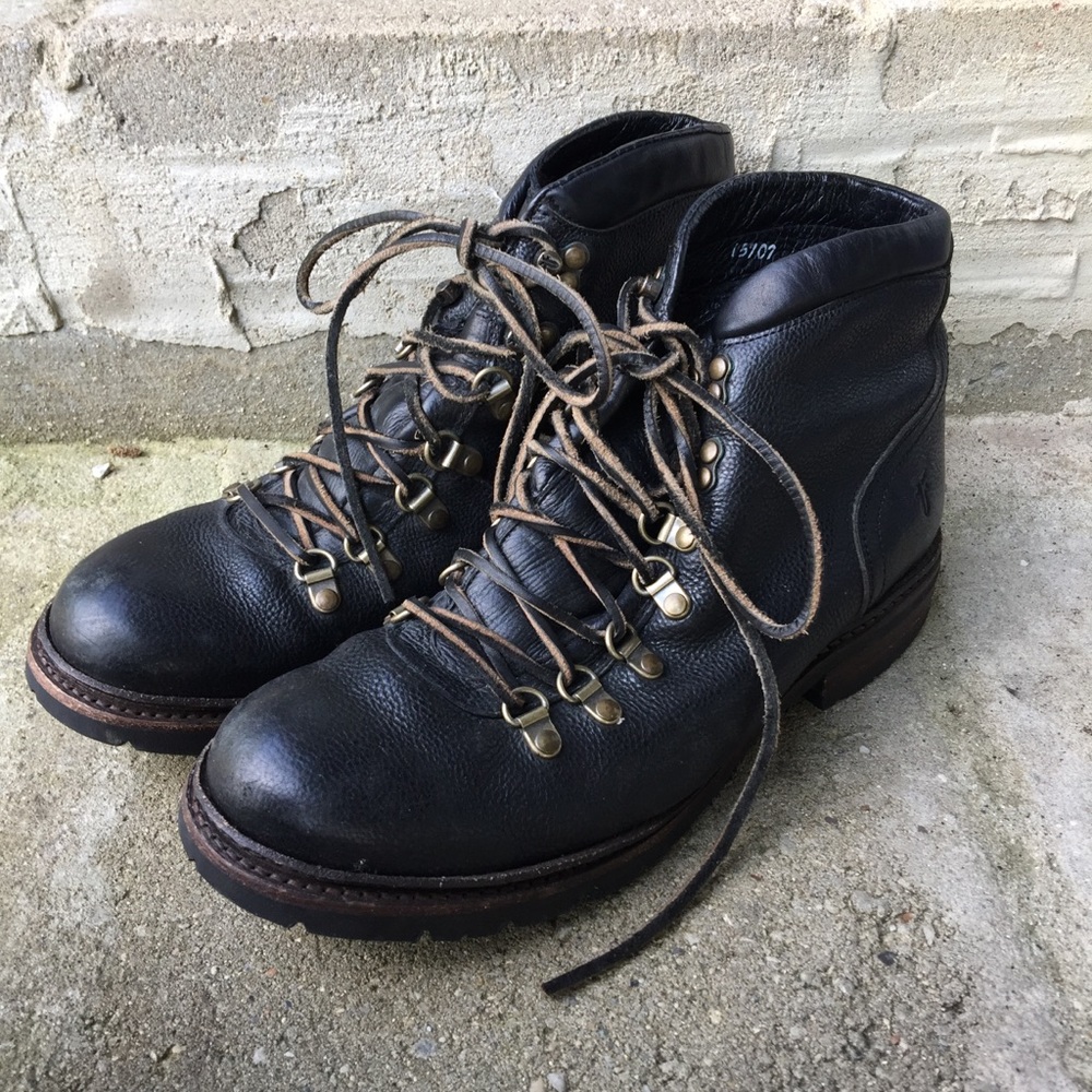 Men’s Frye black combat hiking lace up boots 8